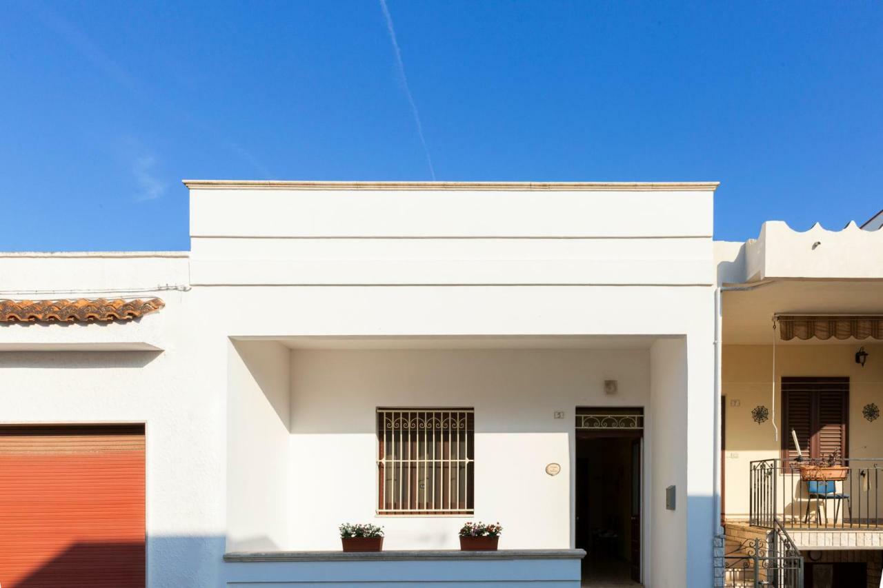 Il Rifugio Dei Narratori Villa Marina di Mancaversa Luaran gambar